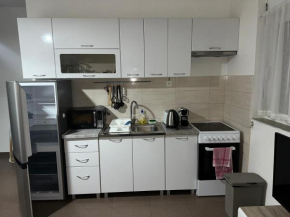 Joli appartement neuf à Bijela ! Appart numéro 3